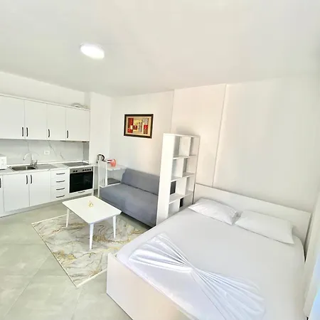 Apartment 1 Don Bosco *